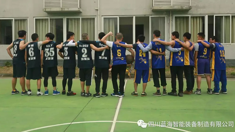 J9九游会真人游戏第一品牌vs海峡科技园区篮球友谊赛