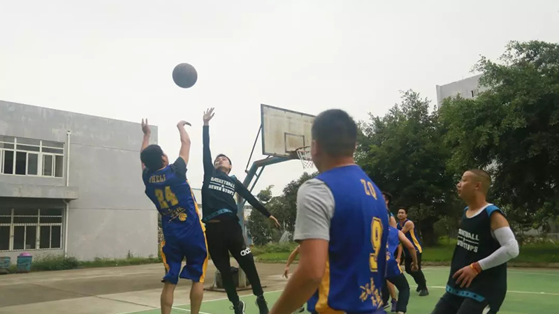 J9九游会真人游戏第一品牌vs海峡科技园区篮球友谊赛