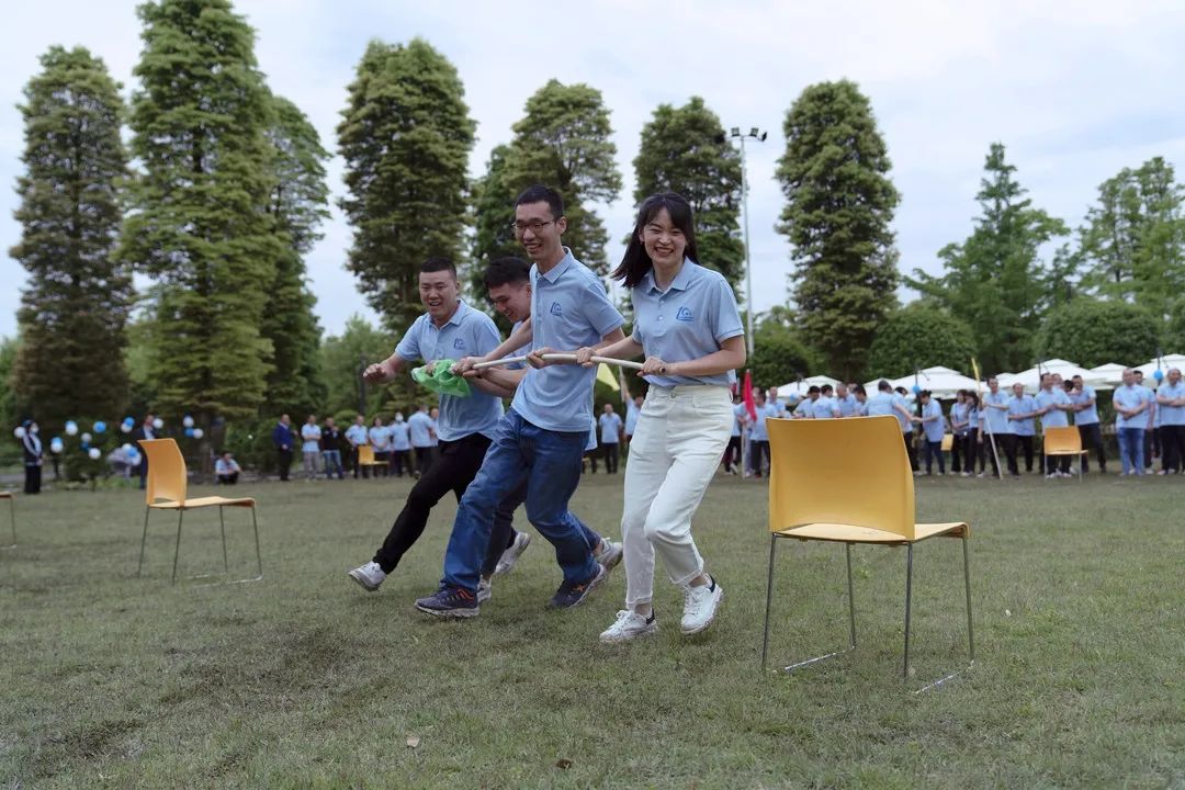 J9九游会真人游戏第一品牌2022“我的团队 我的团”户外拓展活动