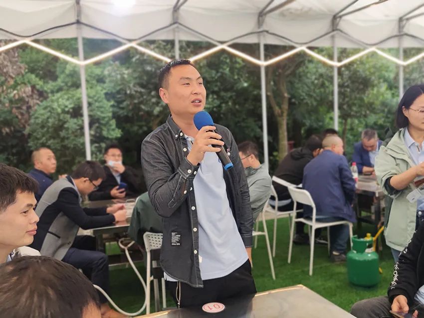 J9九游会真人游戏第一品牌2022“我的团队 我的团”户外拓展活动