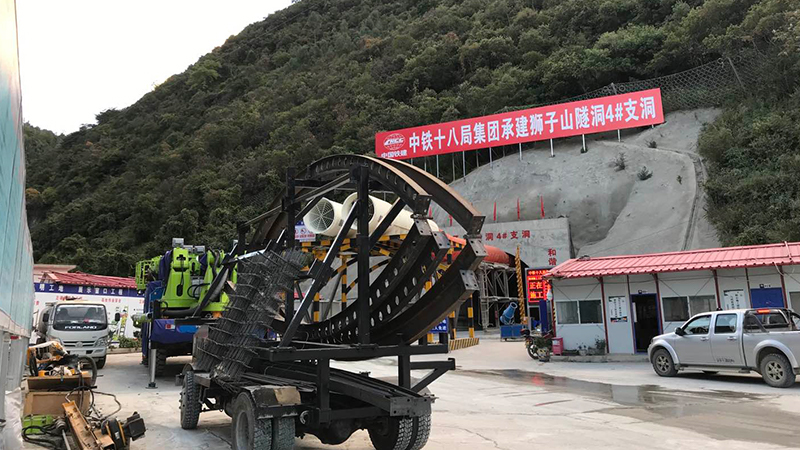 J9九游会真人游戏第一品牌拱喷台车助力狮子山隧道4号支洞建设